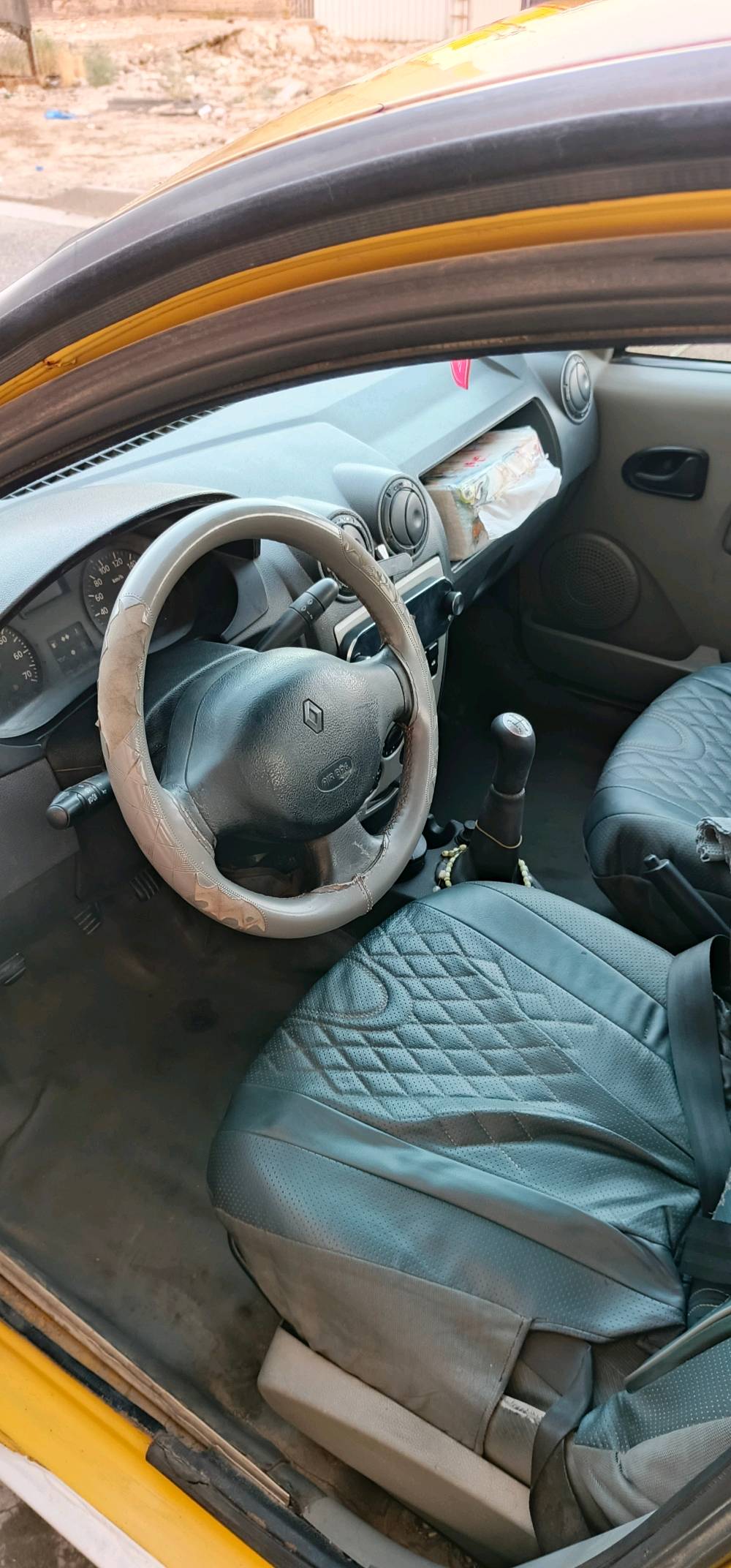 سلام عليكم
رينو للبيع لغرض السفر  موديل ٢٠١٤ مواصفات صندوق كهربائي سنتر لوك جام كهربائي ستيرن باور بلادي شاشه كاربلي كامرا خلفيه گير مكينه لوك مكفولات تدفئ تبريد سنويه بسمي تحويل ثاني يوم سياره مكفوله فقط بيها ملاحظات الي موظحه بصوره السعر ٥٥ قابل لتفاوض سياره بغداد لاستفسار رقم صاحب السياره ***********