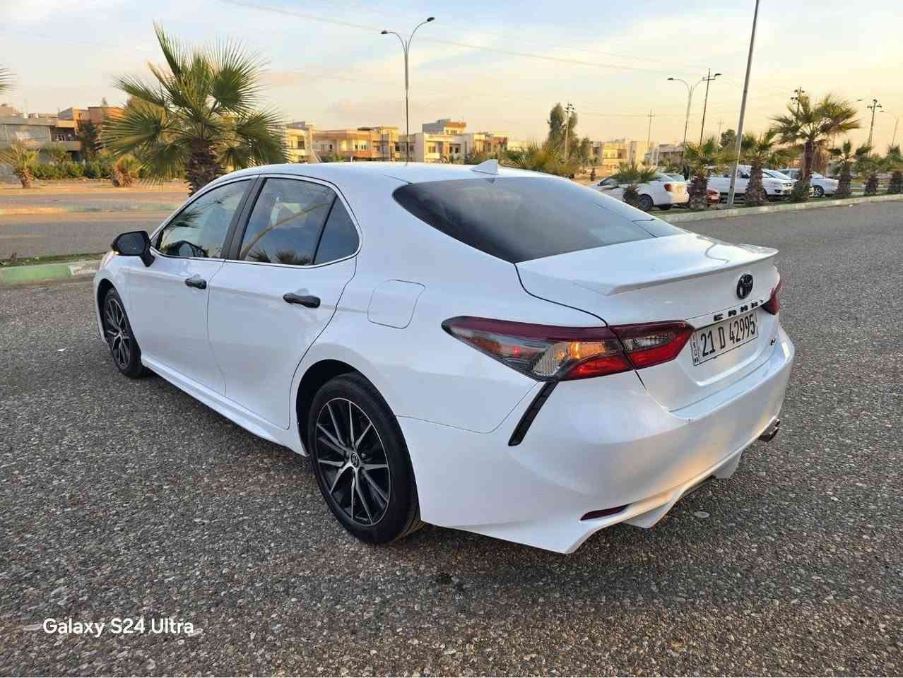 كامري موديل 2022 SE
رقم سليمانية  بجم كبس 
داخل رصاصي  / ماشي ٤٤ 
بابين مبدل بلادي نفس اللون و جاملغ خلفي صبغ
بيها شوية دواخل 
سيارة حلوى و جاهزة 
مكانها كركوك / موجودة في معرض ديار بكر 
سعر 199
***********  واتساب
