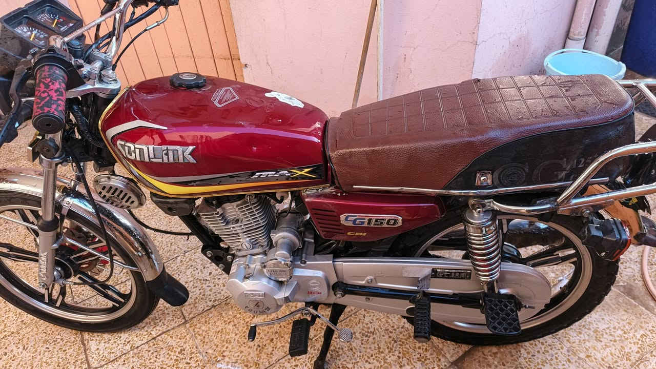 سلام عليكم دراجه للبيع موديل 22 كلاشرط خمسه كير5 كهربايات شرط
السعر400بي مجال بصيط ***********
