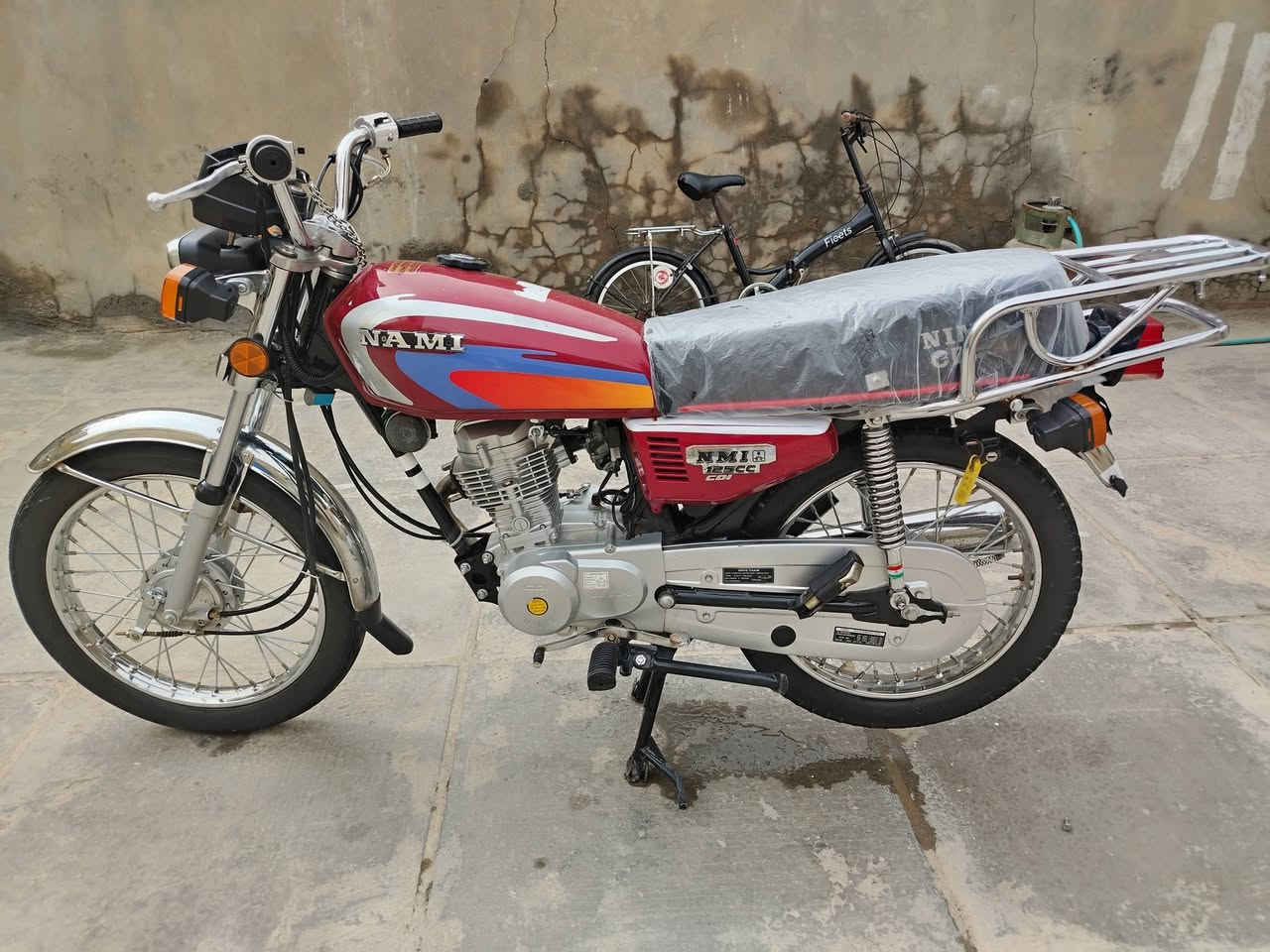 سلام عليكم
دراجه نامه متياز مديل 2025
دراجه ما مفتوحه
ستفسار خاص
لمو ما شراي لا يتعبني


**إذا كنت صاحب هذا الإعلان وتريد حذفه لأي سبب، رجاءا أرسل رسالة إلى الدعم الفني**