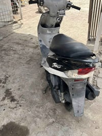 للبيع ٧٥٠ 07831128788