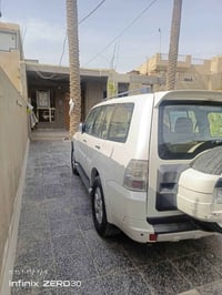 باجيرو • فول مواصفات • ٢٠١٠