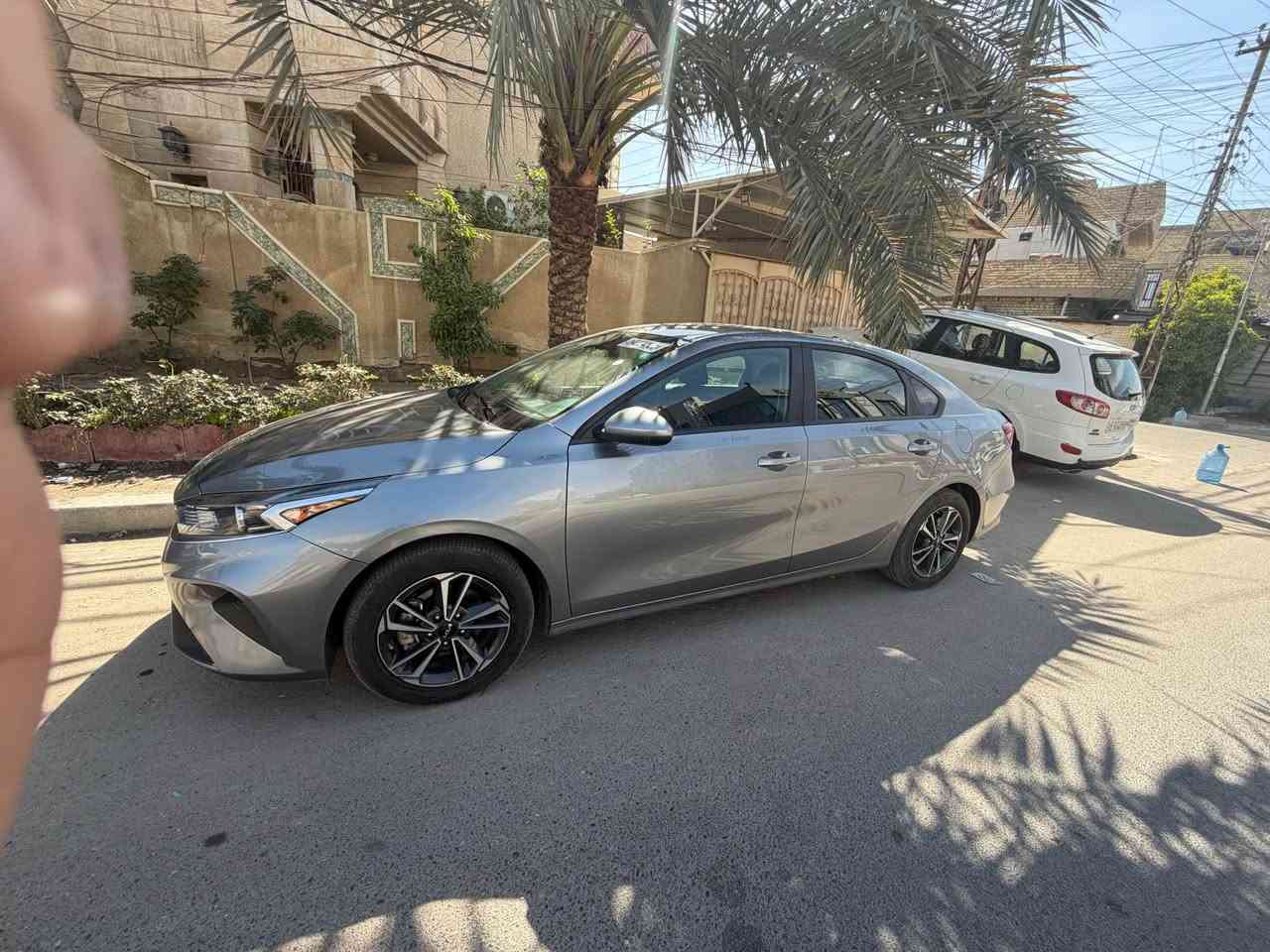 كيا فورتي ٢٤ وارد امريكي مكينه ٢٠٠٠ دوش صبغ ربع الجاملغ وربع البنيد كير مكينه صدر كله جديد بدون نقص السياره بدون تبديل بدون ايرباك السعر ١٦٨ وبيه مجال صور الحادث بالمنشور *********** بغداد, العراق
