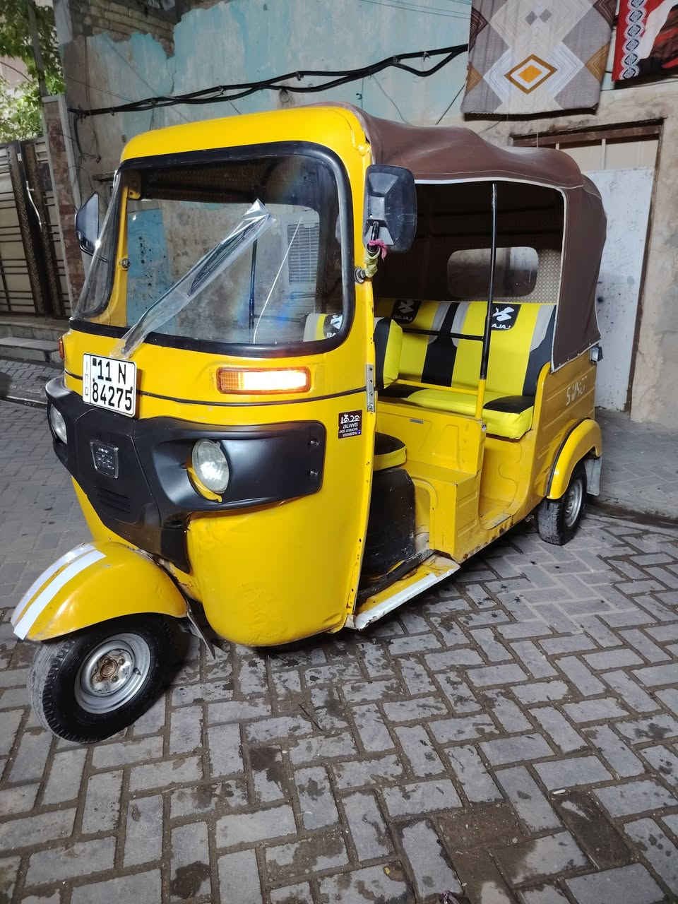 سلام عليكم تكتك موديل 2019 شهر رقم سنويه تحويل كبل مكينه لا تنقيص ولا تبخير السعر 5800 بيها مجال عنوان مدينه صدر قطاع 18 يريدها اتصل ***********
