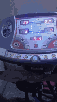 السلام عليكم الجهاز الايطالي الابيض سعرة ١٥٠ قفل والمشي والاسود سعرة ١٥٠ قفل والمولت جم ب ٣٠٠ وبي مجال مكاني بغداد مدينة الصدر وهذا رقمي ***********
