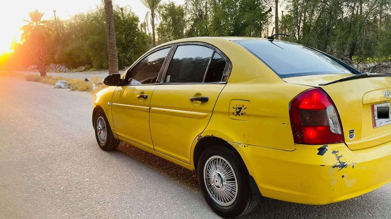 السلام عليكم
اكسنت 2008 خليجي 
السيارة جاهزة من كلشي بيها خيط بخار 
العنوان/الدوانية مركز
تبريد شغال 
السعر خاص 
للاستفسار/***********
