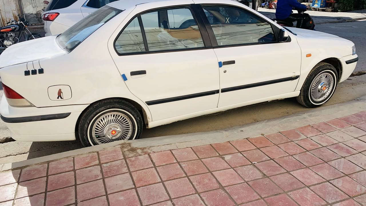 سمند موديل 11
رقم بابل جديد
سياره ماشيه 60 الف كيلو 
سونار بيه موجود 
مكان سياره طويريج
كير ومكينه سليمات 
جاهز من تخم تاير وحداديه
سعره 48 وبيه مجال بسيط 
اتصال ‭0783 172 2487‬
