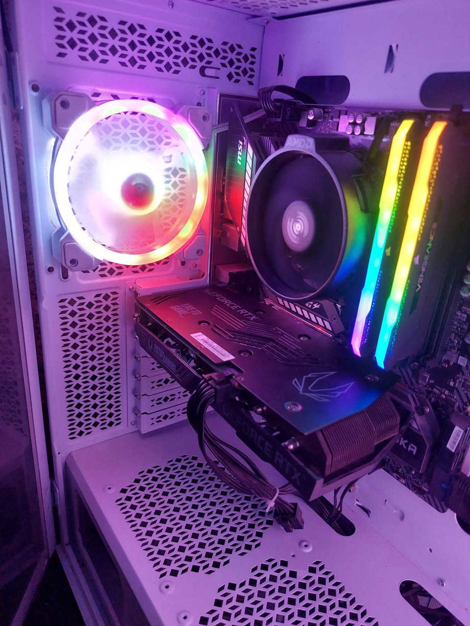 CPU : R5 5500
GPU : RTX 3060 Zotac Twin Edge 12GB 
MB : Msi Mag B550M Bazooka 
RAM : Tforce 16GB 8x2 3600MHZ A-RGB Black
M.2 : 512GB (New)
PSU : 650W (New)
CASE : 4Fan A-RGB (New)
ويا ماوس وكيبورد وسماعه محيطيه
مال بيت استخدام كم شهر حيل نضيفه وكراتينها موجوده .سبب البيع اريد أحول ل ps5 . السعر 750الف


**إذا كنت صاحب هذا الإعلان وتريد حذفه لأي سبب، رجاءا أرسل رسالة إلى الدعم الفني**