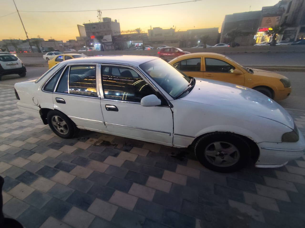 برنس فراشه موديل 1997 السياره محرك و كير و شواطي كفاله كهربائيات كله شغله سنتر لوك السياره مابيه ضربه  السياره حداديه 80بل 100 تبريد نقص غاز وقايش سياره خير من الله تايرات 90بل 100 رقم كربلاء مشروع وطني سنويه لل 2028 سياره مدور ثاني مكاني بابل -جمعيه السعر 35وبيه مجال
***********
