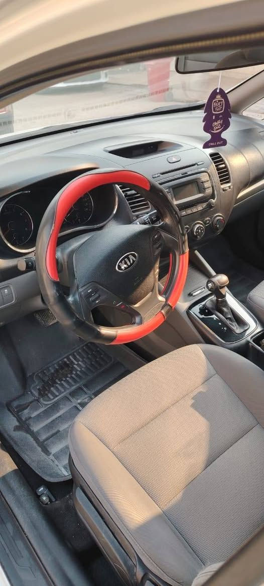 سيراتو ٢٠١٨ خليجي محرك ١٦٠٠ مكفول من الصبغ والبارد ماشيه ٧٨ الف باسمي تحويل ثاني يوم رقم ذي قار
السعر ١٤٨ ورقة 
***********
