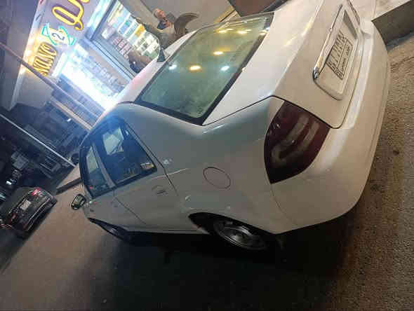 سي كي 2013 رقم نينوئ كصه جديده
مصبوغه عام اثر شضايه تحرير محرك وكير شرط 

السعر 35
***********
***********
