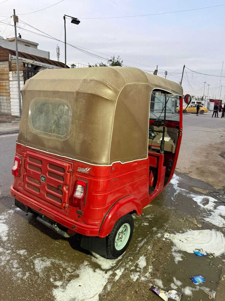 سلام عليكم تكتك موديل ٢٠١٧ كفاله عامه ماعده دوس وللعلم مامكصوصات دوس وبل حقيقه حلا من صور لا بارد ولا ضربه مكاني زعفرانيه رقم ***********
