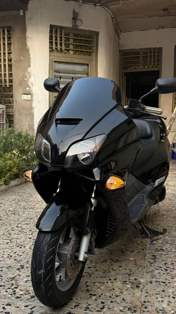 سلام عليكم شباب فورزه صفر سته مكفوله كفاله عامه وماشيه ٢٥الف بس دراجه بشهر الخامس نزلت من الرمبه الشراي يتصل واني خادم بكاني بغداد مدينت الصدر ***********
