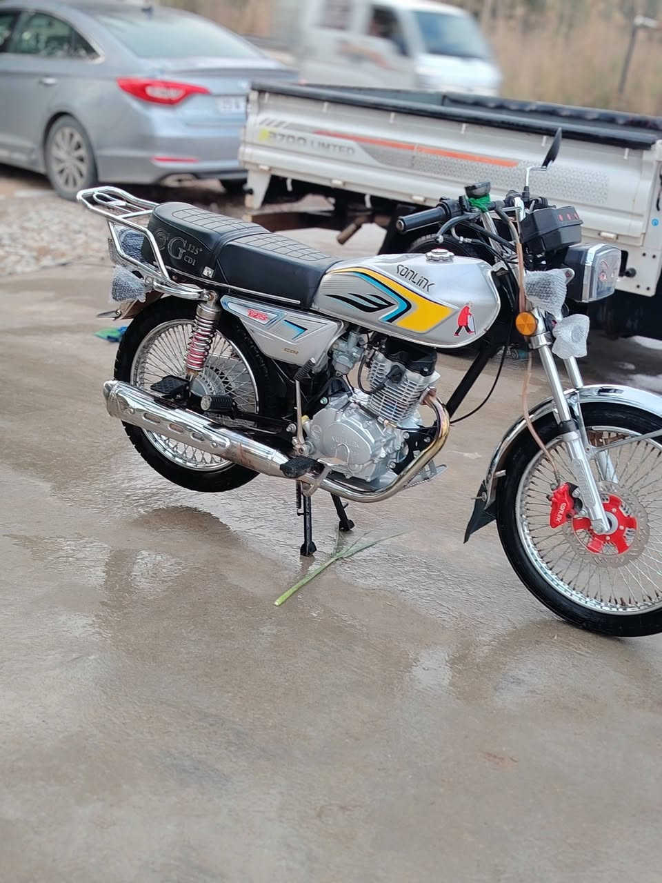 سلام عليكم للبيع تايكر سونك موديل٢٤شكل الجديد كفاله من أوراق سكنر كلشي مابيه نقص برغي السعر ٦٥٠بيه مجال مكاني بابل الحمزه الغربي قرب معمل السكر لاتصال ***********
