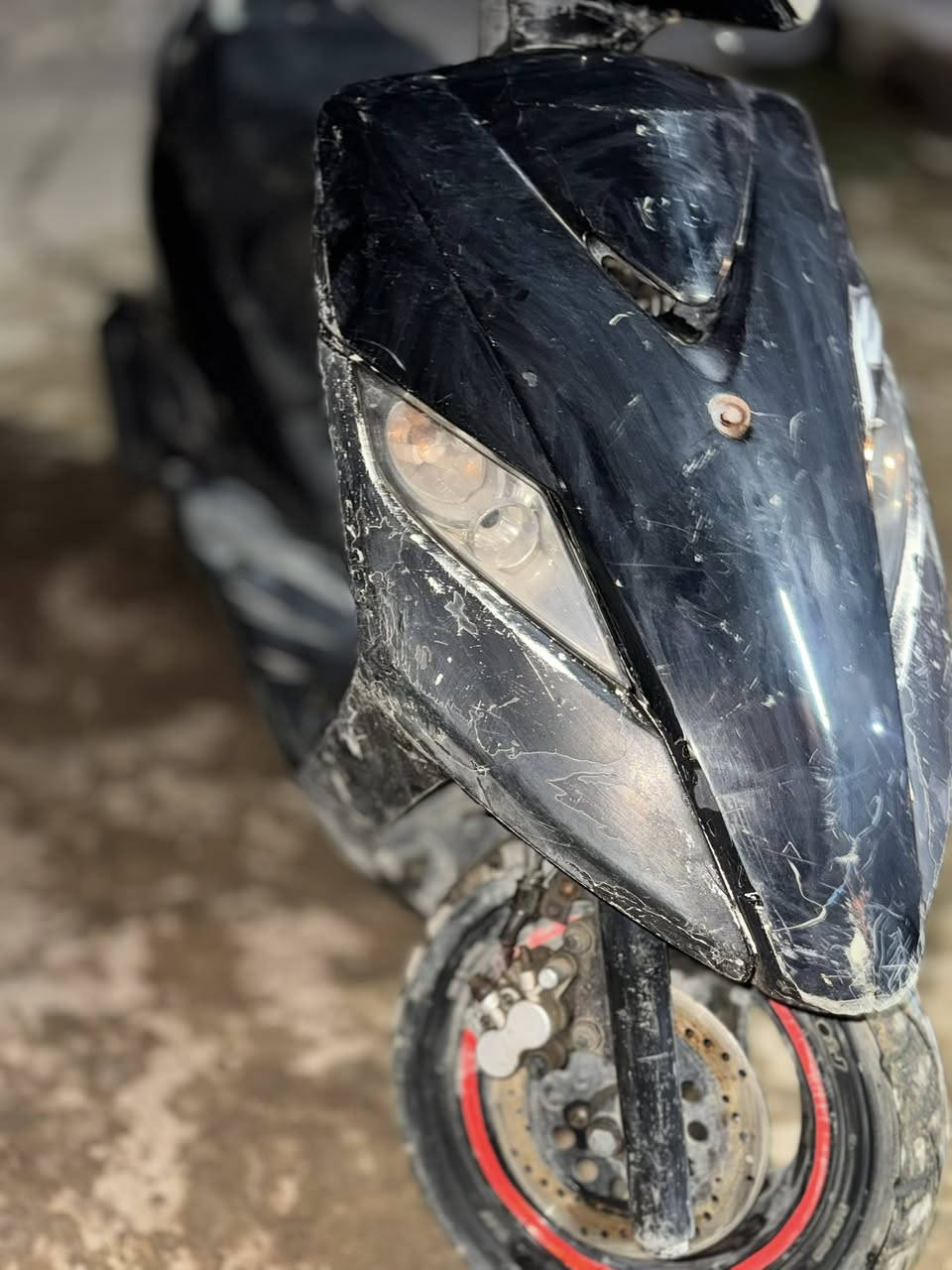السلام عليكم دراجه ثعلب 140 للبيع نضيفه كهربائيات كامله الدراجه تشتغل وتطفه ماعرف شنو السبب ابيعها كوم حديد رايدها ب400 وبيها مجال بسيط مكاني بغداد زعفرانيه ***********
