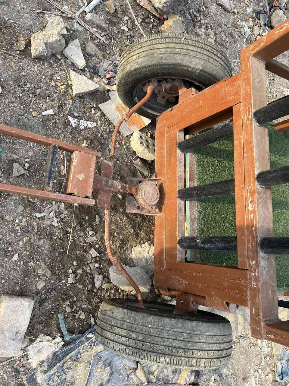 السلام عليكم خدام الحسين عربانه للبيع تفصال جديد تحمل 8سماعات 4وره و4كدام دبل شاصي فره العربانه موضح يمك بلفديو  منصه للرادود ومكان للجهاز ومكان للمولد حديد ثقيل السعر خاص مكاني واسط قضاء الصويره منطقه التنميه ***********
