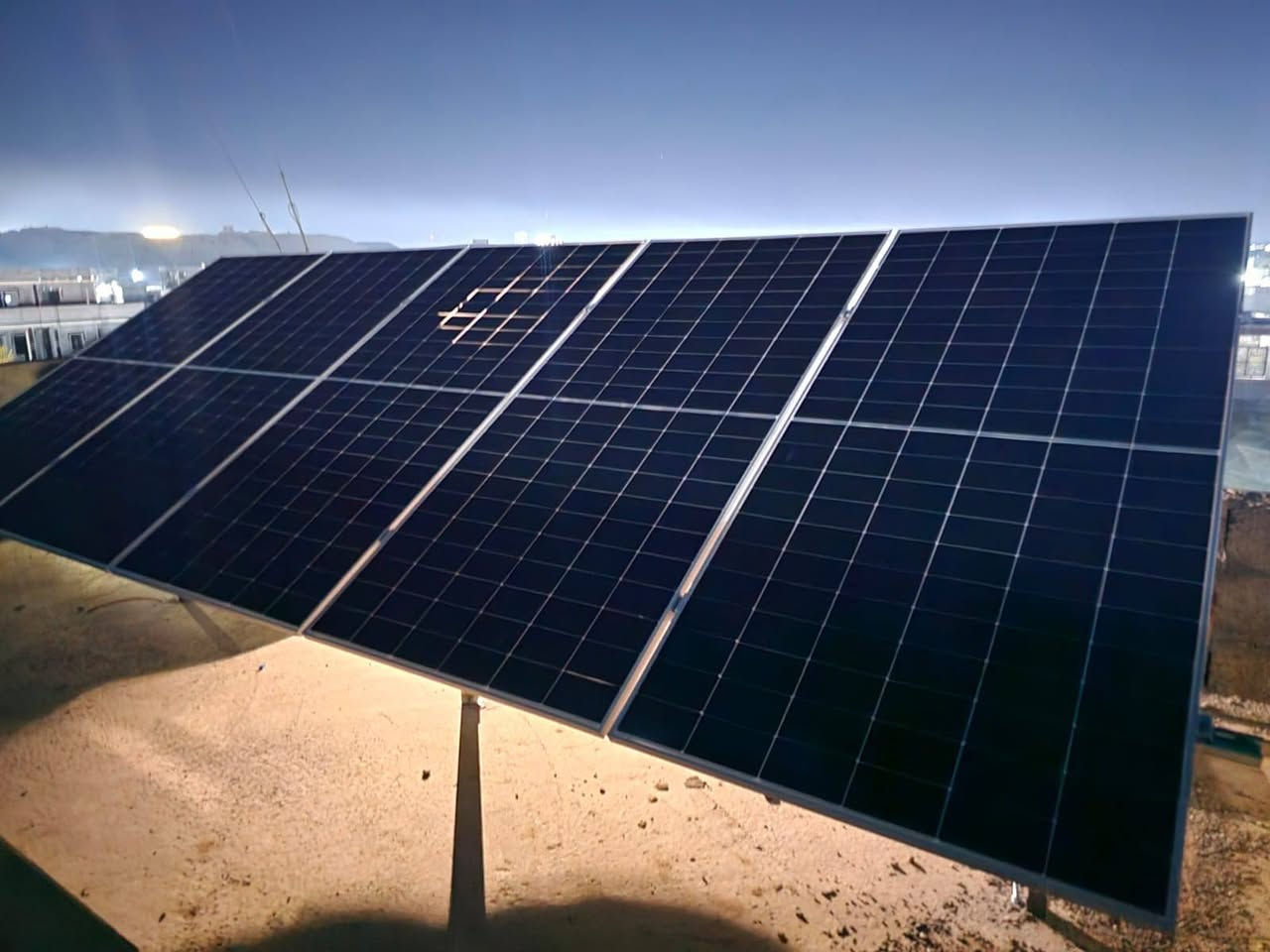 ☀️ SUNPOWER: وداعاً للمولدات.. استثمر في سيادة الشمس!
لماذا تدفع مبالغ شهرية دون عائد؟ في SUNPOWER، نحول فواتيرك إلى "أصل عقاري" يرفع قيمة منزلك ويمنحك رفاهية الطاقة المستدامة.
🌟 سجل الفخر (نماذج من ثقة زبائننا):
نعتز بتصميم وتشغيل الأنظمة التالية في (ناحية يثرب والشرقاط):

🔋 أولاً: المنظومة الذكية العالية (High-Performance)
تمنحك استقراراً تاماً لتشغيل منزلك بالكامل بكفاءة متناهية.
 الزبائن: (دور القاعدة).
 1️⃣•الأستاذ محمد جاسم محمد 
2️⃣• الأستاذ خالد حميد عباس
• القدرة التشغيلية: ☀️ نهاراً: 20 أمبير (استغلال كامل للطاقة الشمسية).
🌙 ليلاً: 16 أمبير (عبر بطاريات الليثيوم المتطورة).

🔋 ثانياً: المنظومة الاقتصادية الذكية (Smart-Eco)
الحل الأمثل للاستقرار وتوفير المصاريف مع أداء متميز.
• الزبائن: (الشرقاط).
 2️⃣• الأستاذ محمد حمد صالح 
4️⃣•الأستاذ صباح حمد دخيل
• القدرة التشغيلية: ☀️ نهاراً: 10 أمبير.
 🌙 ليلاً: 8 إلى 10 أمبير (حسب احتياج الزبون).

🛡️ لماذا تختارون SUNPOWER؟
1. 💰 استثمار لمرة واحدة: تخلص من "سحبة المولد" للأبد وامتلك محطتك الخاصة.
2. 🔋 الوحش الصامت: بطاريات ليثيوم تعمل بكفاءة 100% تحت لهيب الصيف العراقي.
3. 🔌 درع Safe-Guard: نظام حماية ذكي يعزل أجهزتك الحساسة عن خطر تذبذب الفولتية.
4. 🍃 بيئة نقية: هدوء تام، لا دخان، ولا ضجيج.. طاقة تليق بمقامك الرفيع.

📍 خدماتنا تغطي:
(سامراء، الفلوجة، الضلوعية، العلم، الحجاج، يثرب، الحاتمية).

📞 احجز استشارتك الفنية المجانية الآن:
👤 دعاء الجنابي: *********** | ***********
👤 أ. بهاء الحساني: ***********

‏SUNPOWER.. لأنك تستحق طاقة تليق بسيادتك.
