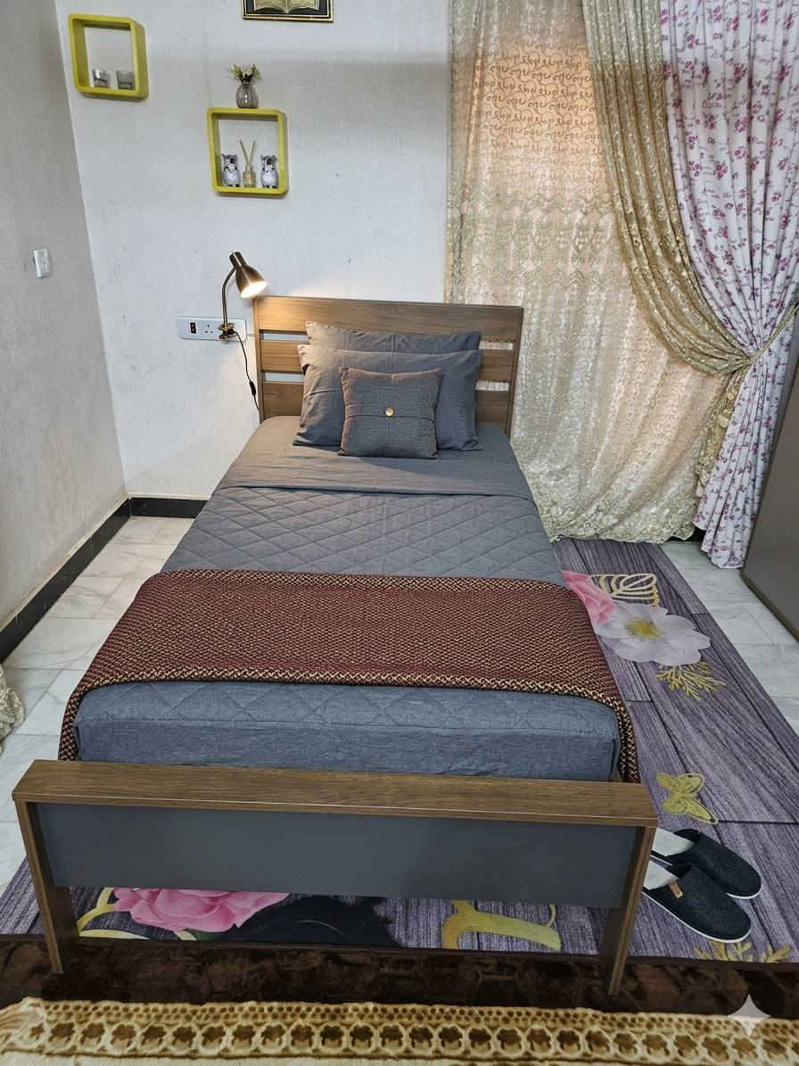 غرفه تركيه استعمال ٥ اشهر جديده زلغ مابيهه كنتور وجربايته ماخذتهه من هوم سنتر
طباخ يورفنسل جديد مصري //مكانهن حي الجهاد اكو توصيل //
سبلت طنين ونص سقفي نوعيته ميديا ***********
مبرده ام لدكت نظيف
