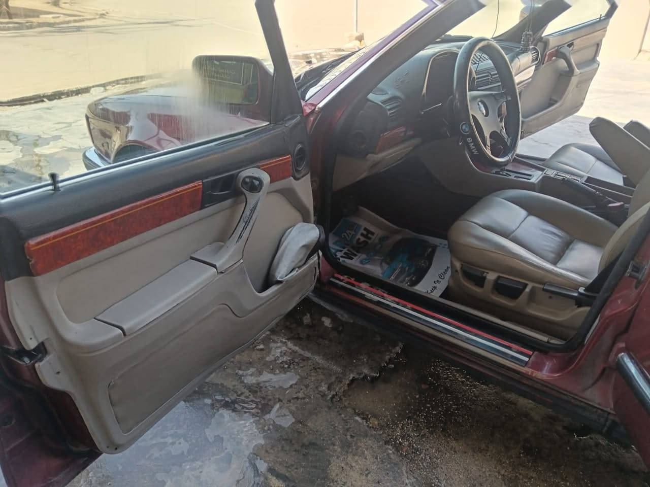 جماعه ال BMW اصدقائي الطيبين الحلال للبيع كفاله عامه نواقصها بولش ودعاميه خلفيه الاماميه يم ابو فايبر مضبوط يرجعها شركه السياره موجوده يمي رقم دهوك هزه وسنويه وارقام جدد بأسم عمي هوه الشرعي وسعرها ٤٥ وبيها مجال للطيبين للتواصل راسلني خاص وتدلل .


**إذا كنت صاحب هذا الإعلان وتريد حذفه لأي سبب، رجاءا أرسل رسالة إلى الدعم الفني**