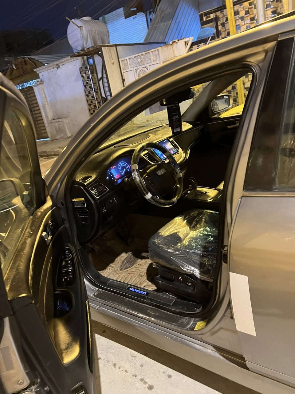 جنـسزز 2012
فول مواصفات 6V✅
فتحه بصمه كشنات كهربائي خزن ميموري برده خلفيه كهربائي كير مكينه كفاله تحويل مباشر 
السعر 82
الهاتف *********** عنـوان بغداد العبيدي
