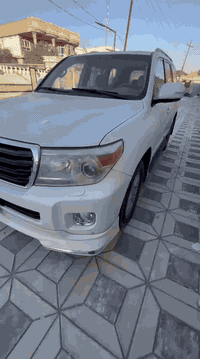 لاندكروز جكسارة للبيع  2012 السعر اتصال عل الرقم 07739579713