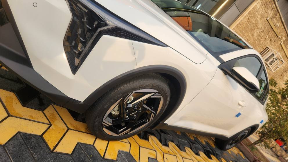 ألسلام عليكم ورحمة الله وبركاته 
للبيع .. k4 ظمان الدوليه بأسمي رقم بغدادع وضع الشركه ماشيه 3 الف 
مكفولة من كل شي الحمد لله 
مواصفات الشركة الدوليه كامل مواصفات عدا فتحة السقف 
عنواني بغداد *********** 
ألسعر وقفل 20$
