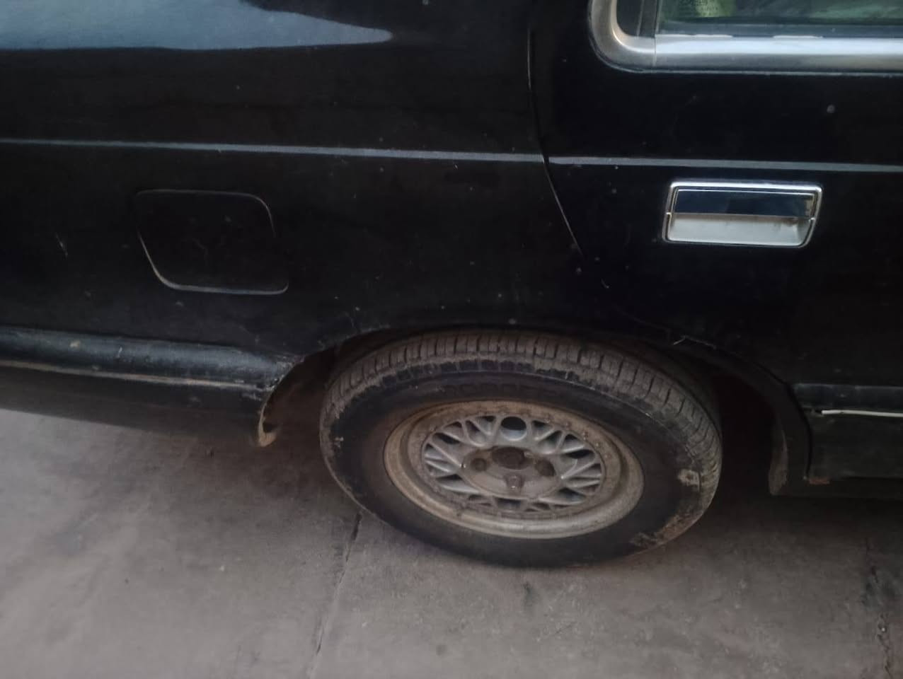 سلام عليكم سياره للبيع
كيا بونتيشا موديل ٩٥ بلاد كير اوتوماتيك 
تخم تاير كهربائيات حداديه كله جديده 
السياره جاهزه سنويه جديده 
السعر ٢٩ 
*********** اتصال  عل رقم
