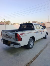 هايلوكس • ٢٠٢١ • ١٠٠٠٠٠ كم