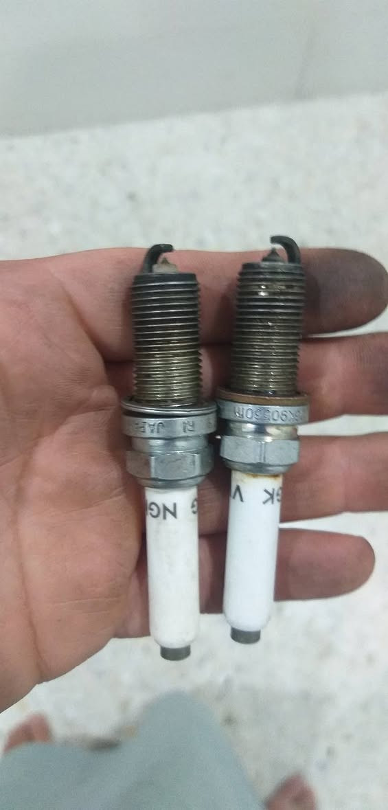 السلام عليكم ورحمة الله وبركاته
توجد وجبة بلكات السيارات الألمانية الموجودة بالصور الي بالمنشور(اسكودا وكولف وبيم دبليو واطلس وجيتا وانواع اخرى) 
#جملة سعر التخم ٤ بلكات ب٦ آلاف دينار 
#مفرد سعر التخم ٤ بلكات ب١٥ الف دينار 
للاتصال المهندس عمر النعيمي  *********** واتساب 
وتوجد شركة توصيل داخل بغداد وكافة المحافظات بغداد, العراق
