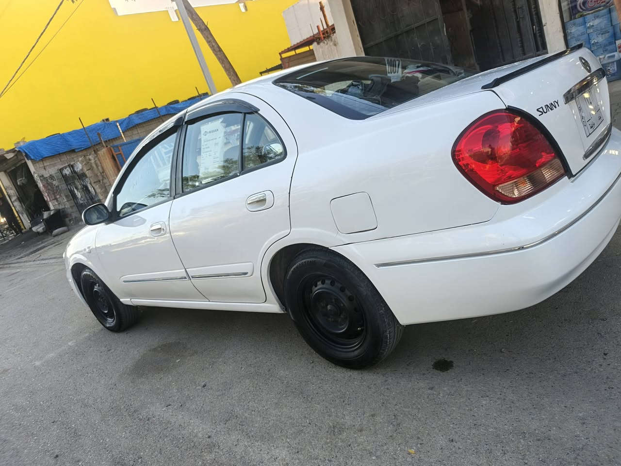 سلام عليكم سيارة نيسان سني ياباني موديل ٢٠٠٧ رقم ديالة
شرط تحويل باسمي سنوي جديد لحد ٢٠٣١
سيارة مصبوغ عام لجمالية بدون ضربة و دواخل 
بس بي ضرب خلفي بدون دواخل 
گير و محرك و تبريد بشرط 
سعر ٧٥  وةرةقة و مجال
***********
