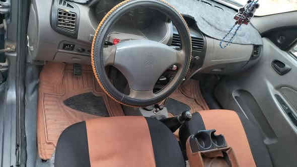 ياالله السلام وعليكم طيبة البييع موديل 2015  السيارة كفالة لاظربة ولاصبغ ولا تبديل تجي وتفحص وتقتنع 
( كير ،،،، مكينة …. تبريد ،،،،،، شواصي ،،،، تخم تاير ،،،،،، حدادية امامية  ،،،،،، كهربائيات ) كلة مكفول  مابيها نقص برغي غرفتها  تحويل مباشر باسمي رقم واسط السعر 43 وبيها مجال  العنوان بغداد حي الرئاسة قرب الكمالية والعبيدي *********** وبي واتساب ماشيه سيارة 130
