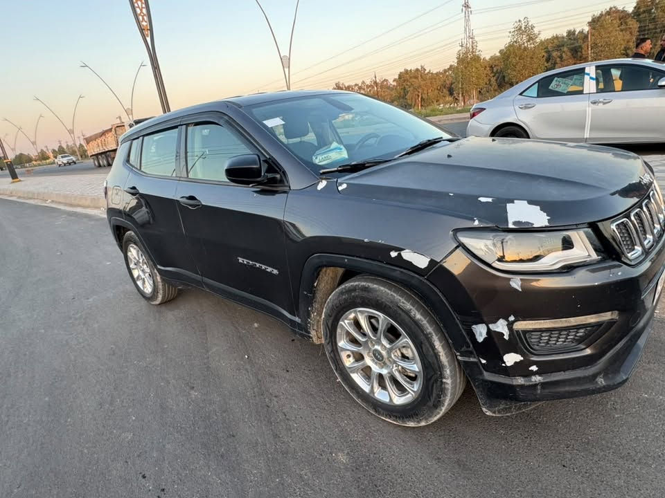 جيب كومباس ٢٠١٨ سبورت
٣قطع صبغ 

مكينة ٢٤٠٠

٤سلندر

اقتصادية 
 السعر ١٢٦ وبيها مجال 

للبيع او المرارس 

التواصل والاستفسار 

***********

