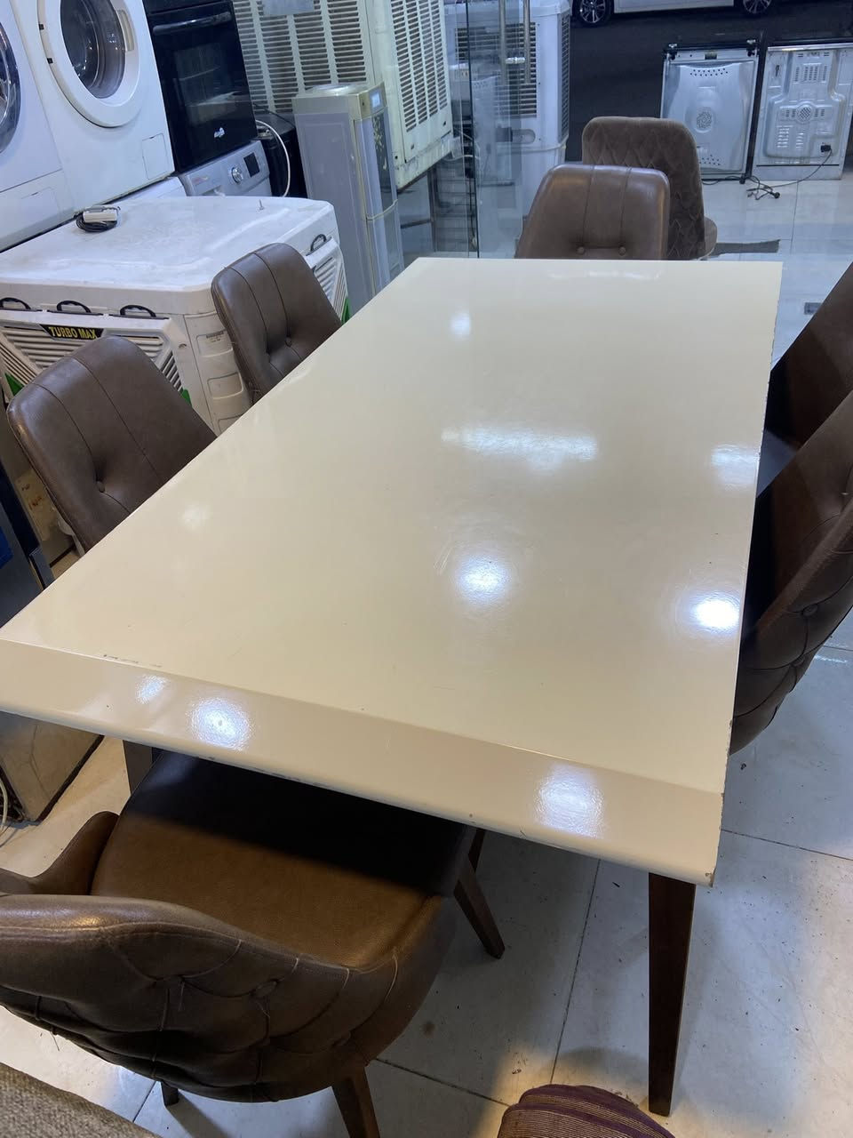 بسم الله
للبيع غراض مستعمله شي قليل 
للاستفسار (***********) واتساب
