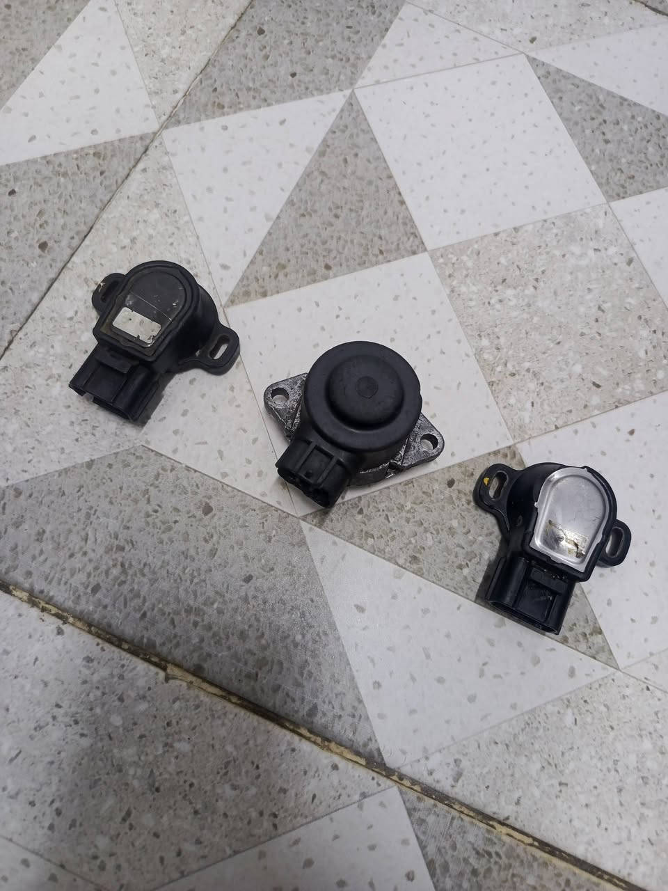 السلام عليكم للبيع السعر 30 المكان النجف ***********
