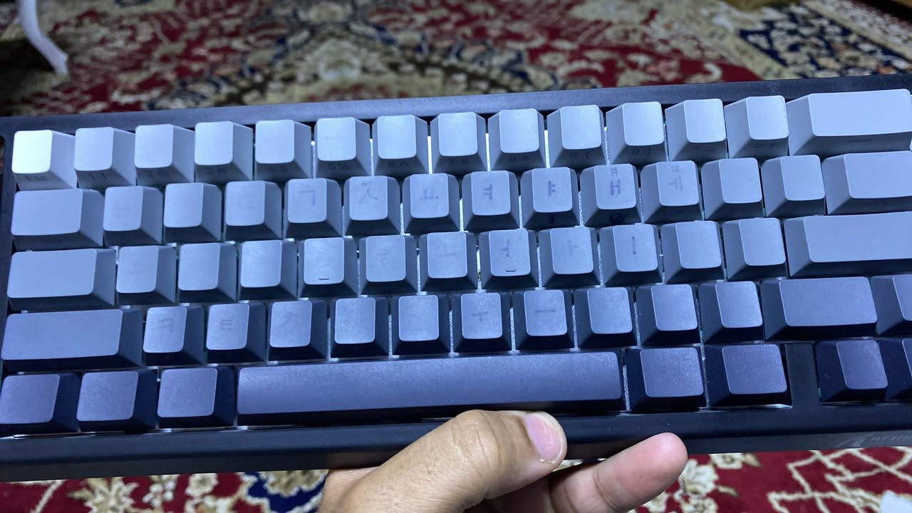 السلام عليكم
حبايب كيبورد attack shark x68he
نظيف كامل ملحقات فقط مكتوب عليه 
من الاعلى ياباني اعتقد و الاسفل انكليزي عادي
سعره 35 قفل 
متوفر توصيل🌹


**إذا كنت صاحب هذا الإعلان وتريد حذفه لأي سبب، رجاءا أرسل رسالة إلى الدعم الفني**