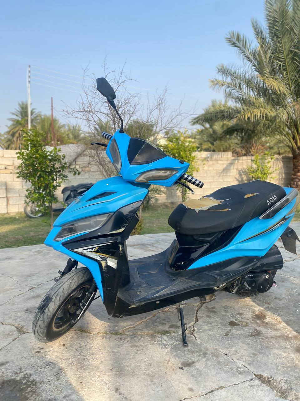 السلام عليكم دراجه سكنس للبيع موديل ٢٣ سلف هندر كهربائيات كله شغاله دراجه جاهزه السعر خاص للاستفسار الاتصال ***********
