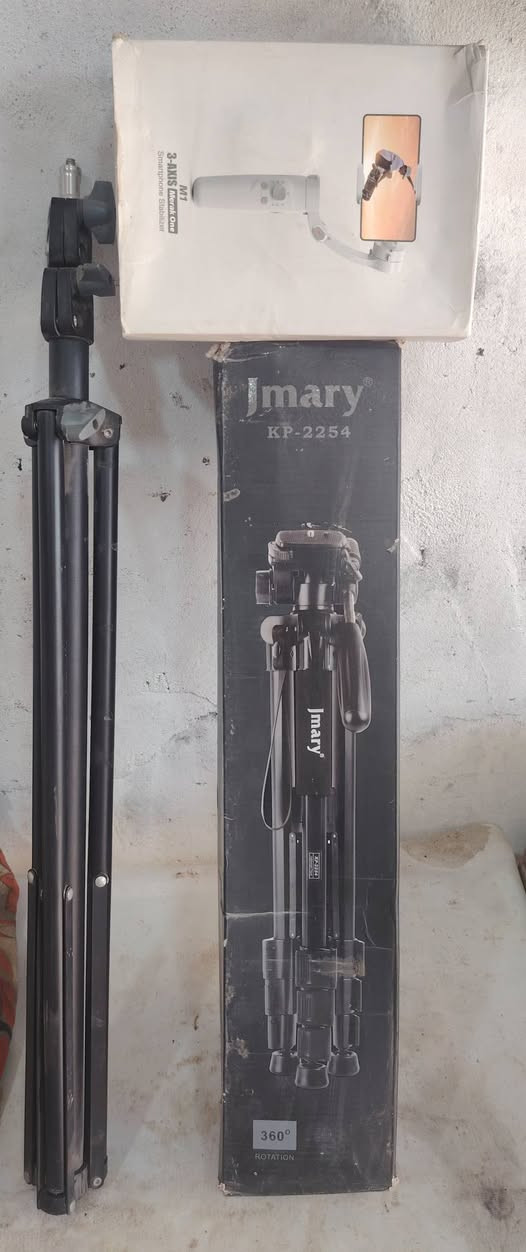 السلام عليكم
استاند نوع جمري مستخدم  شهر
ستاند اضائه
ستاند موبايل مانع اهتزاز
مثل ماموضح بالصور
السعر شلع ٦٠ الف مع التوصيل جميع محافضات


**إذا كنت صاحب هذا الإعلان وتريد حذفه لأي سبب، رجاءا أرسل رسالة إلى الدعم الفني**