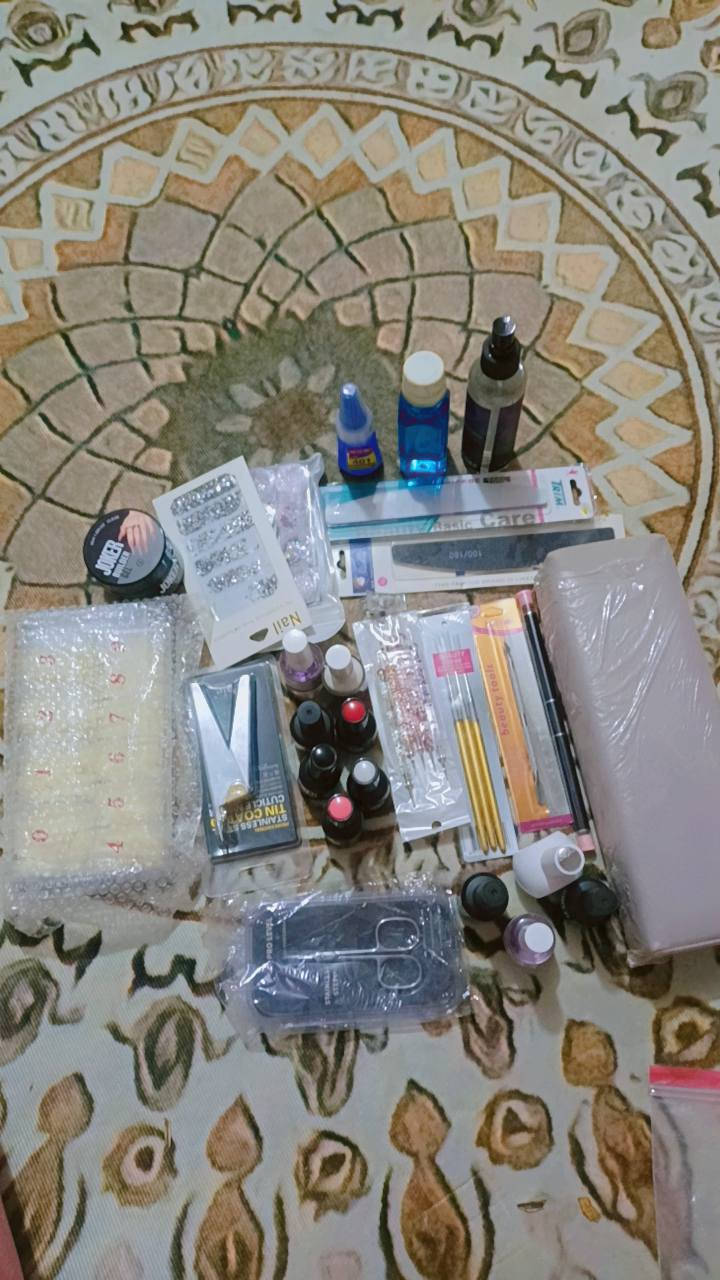 السلام عليكم غراض اكرلك بسعر مناسب كلهن جدد


**إذا كنت صاحب هذا الإعلان وتريد حذفه لأي سبب، رجاءا أرسل رسالة إلى الدعم الفني**