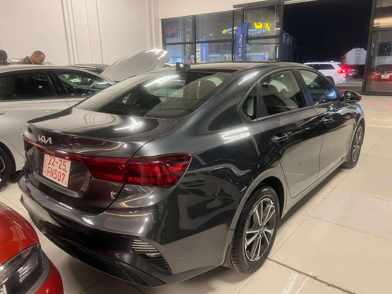 2024 ماشيه 12 الف جاملغ صبغ فقط بدون ايربك بدون  داخل السعر 155
***********
