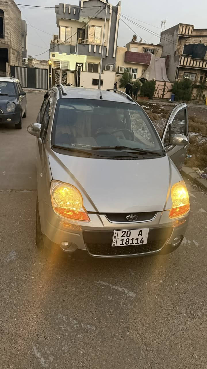 السلام عليكم
دايو مديل 2008 
رقم ديالى دولي 
بأسمي تحويل موصل 
صبغ بونيد 
وجاملغ يمين 
ملاحضات بيها السيارة القشر كدام العين 
كير توماتيك 
جام كهرب (الكدام)
تبريد شغال بارد ثلج 
تدفئة شغالة حارة 
كير مكينة شرط 
السيارة ويل كب 
اضافة شاشة وكامرة ✅
كهربائيات كلها شغالة بالكامل 
السعر 43 مجالها بسيط 
للتواصل : 

***********
***********

الارقام اثنينهم واتساب
