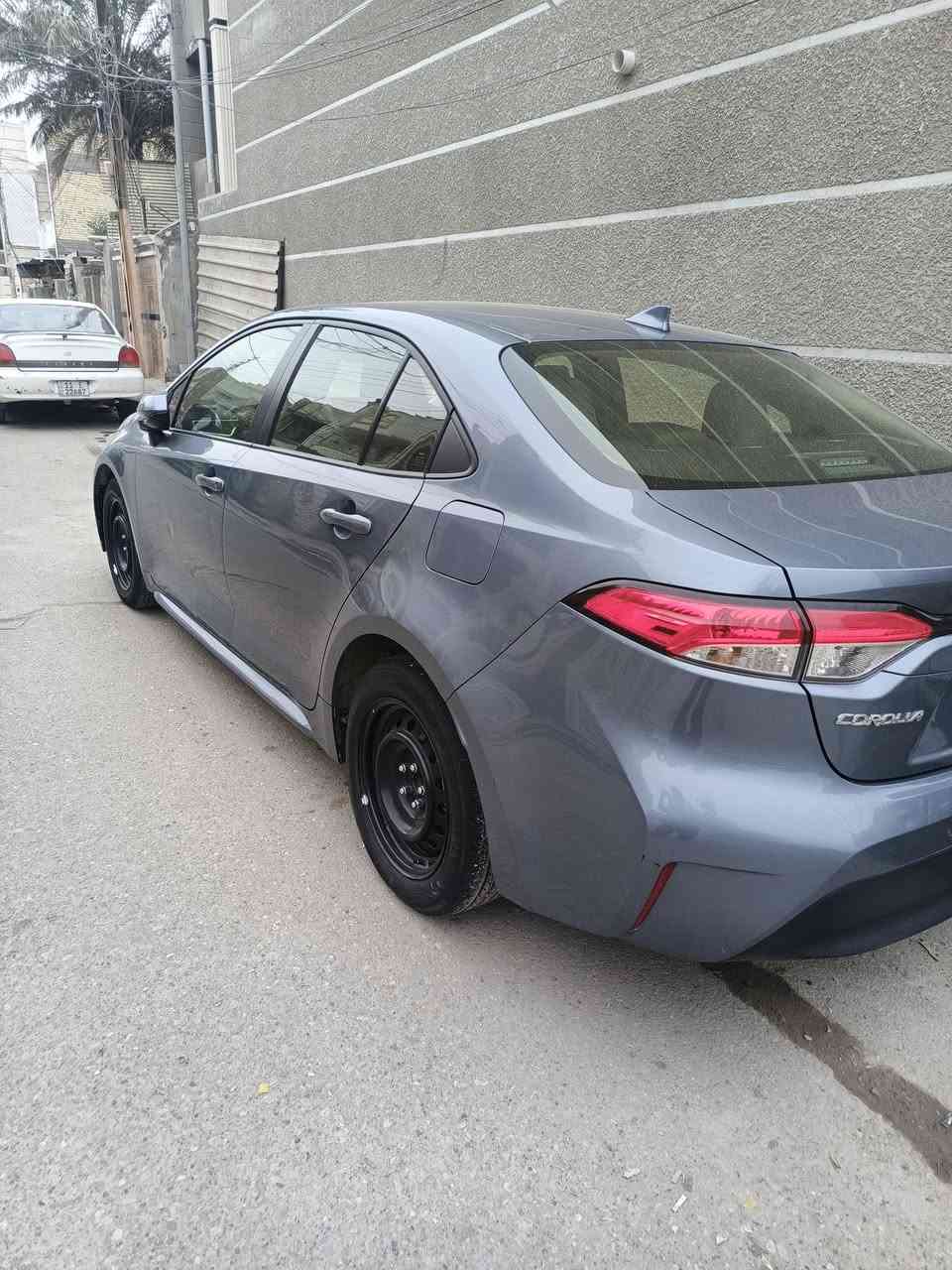 كورلا هايبرد موديل ٢٤ماشية ١٢٠٠٠قطعتين صبغ السعر ١٥٠وبيها مجال مرقم بغداد هاتف ***********
