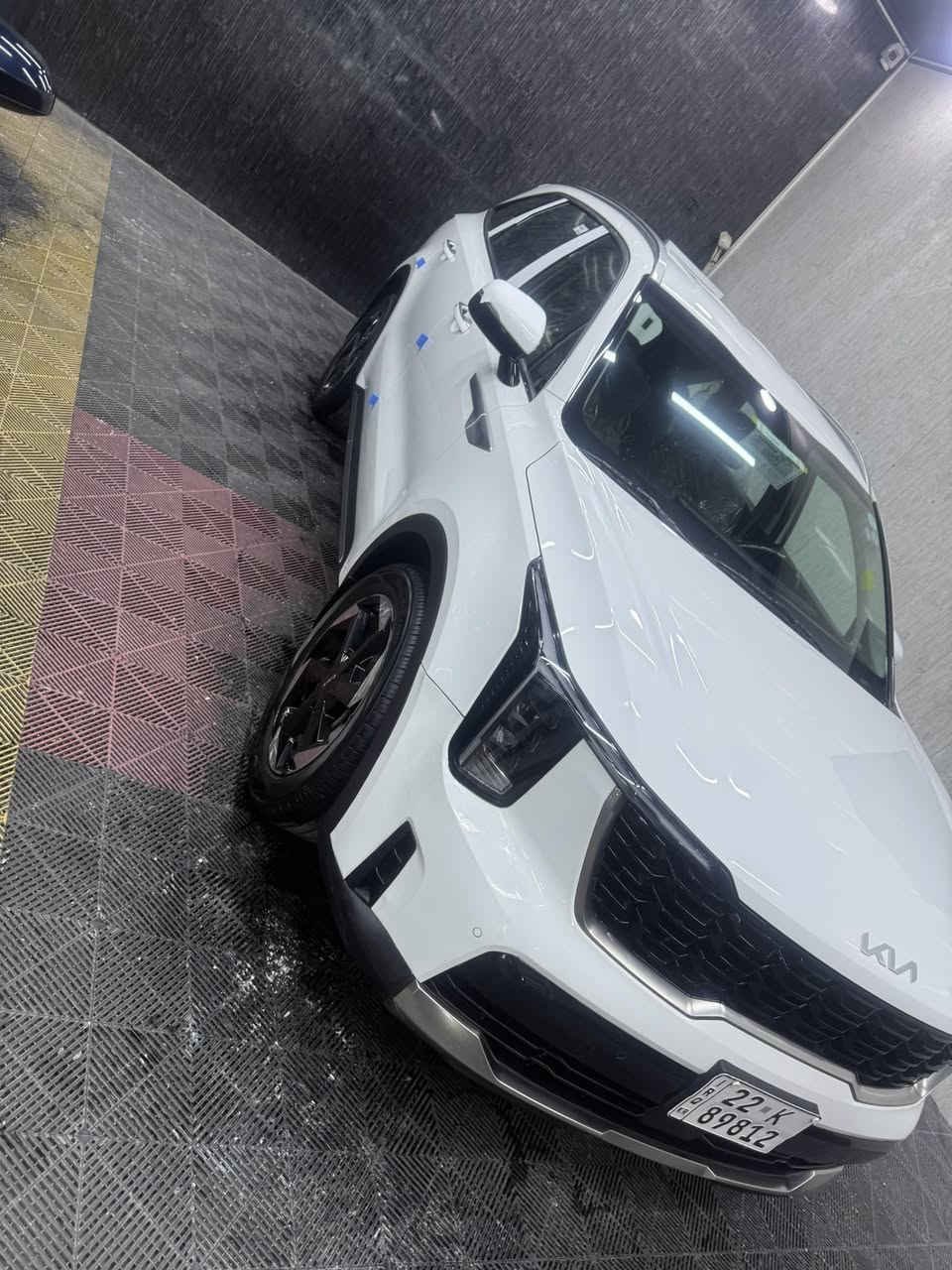 السلام عليكم للبيع كيا سورنتو 2024 وارد خليجي كفاله عامه السياره فقط بيها شخط باب سكن كد اصبع والباقي كفاله من الصبغ والباره والشخوط والملاحظات والحالوب السياره نص فول ويكل كروم لايت ليد وعدسه اشاير مري تحكمات ستيرن شاشه متصل شحن لاسلكي كشن كهرب 7 راكب 3 قطع تبريد السياره ماشيه 100 محرك 4 سلندر محرك ما مفتوح كير مامفتوح كله بشرط وضع شركه مكان السياره جنوب الموصل القياره ***********
