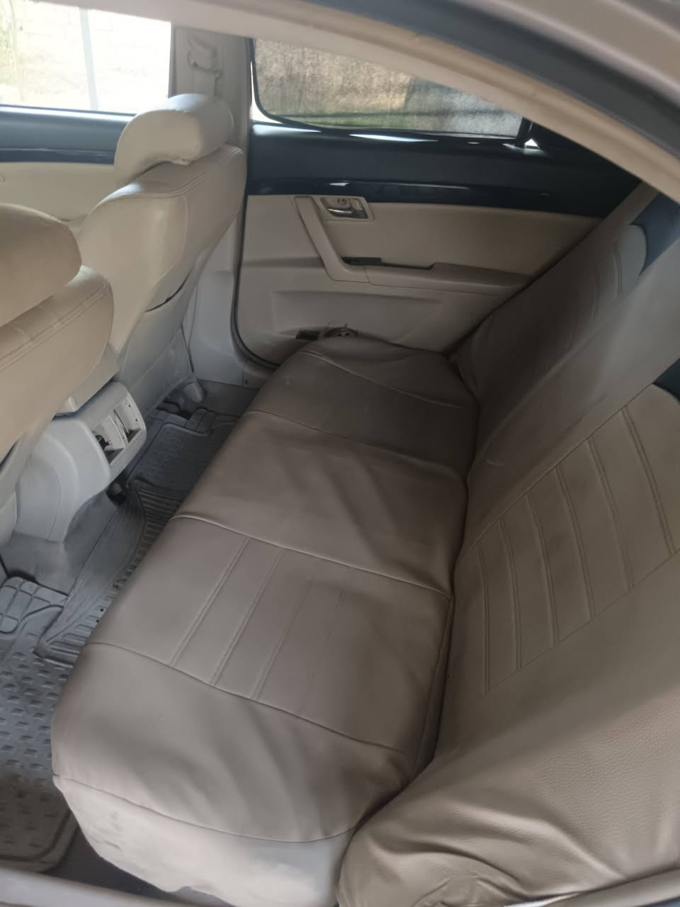 سلام عليكم
ام كراند c8حجم الكبير مديل 2013 مصبوغه لجماليه بيه جاملغ خلفي معمر كير مكينه تبريد حداديه باتري زوج تايرات ڱڵـه. جديد كهربائيات ڱڵـه. شغاله غير متوجد ع فيس سعر 55وبيه مجال بصيط حك جيه هاذه رقمي *********** مكاني حله  
علي بله حساب صاحب سياره
