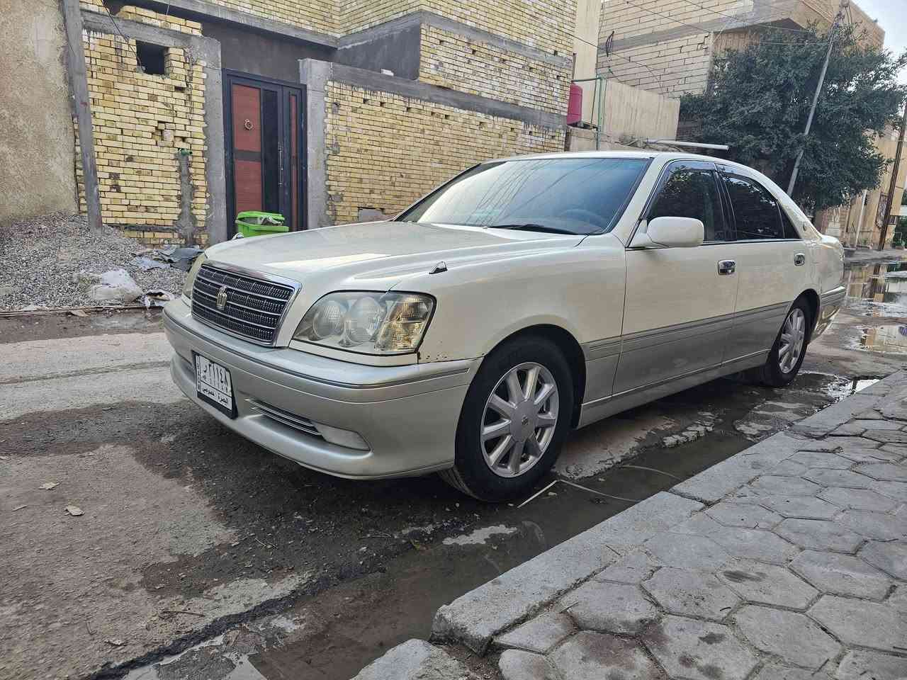 ملكه جنون موديل ٢٠٠٠ رقم بصره ( نقل جثه) سنويه بعدله شهرين يلا تنتهي
شاصي ١٣١ سنويه وبليته ورقم شاصي يقره ٢٠٠٠

سياره كفاله عامه ماشيه ١٤٨ الف حقيقي 

تبريد تدفئه حداديه تخم تاير باتري جديد منضومه بانزين جديده السياره جاهزه ع اخر حبايه اي نقص مابيه 

العنوان بصره والسعر ويه هذا السوك التعبان والحرب ب ٨٥ وبيه مجال قليل 

هاتف ***********
