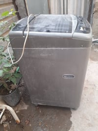 غساله شغاله للبيع سعر ١٠٠ الف على فحص ت ٠٧٨٢٢٤٢١٦٥٩