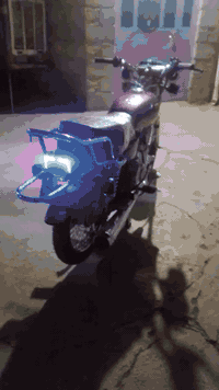 السلام عليكم تايكر البيع موديل 2025 وراق كامله دراجه كاعده حلوه مسعجل علئ بيعته مكان ديالئ خان بني سعد سعر خاص او نتصال  ‏‪***********‬‏
