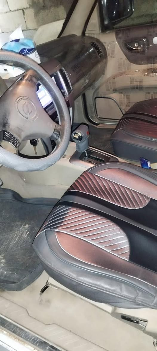 السياره محرك مالها 2400 تويوتا سبعه راكب ويل17 تدفئه تبريد على وضع الشركه زنون تخم تاير سياره سعرها 65 ورقه وبيها مجال للطيبين مكان السياره حصيبه الشرقيه رقم تليفون ***********
