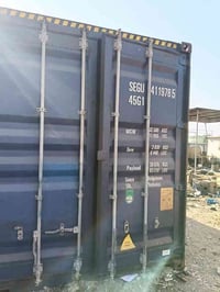 متوفر حاويات للبيع بحاله جيده جدا مكانها بغداد الطالبيه سعرها ٢٥ورقه ف...