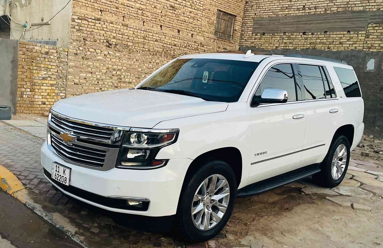 السلام عليكم ورحمة الله وبركاته
تاهو موديل (٢٠١٩)  فول مواصفات (LTZ) رقم بغداد بااسمي شخصياً ماشيه ( ٩٠ )للبيع او مراوس لاندكروزر موديل (١٦ او ١٧ )
للتواصل ***********
