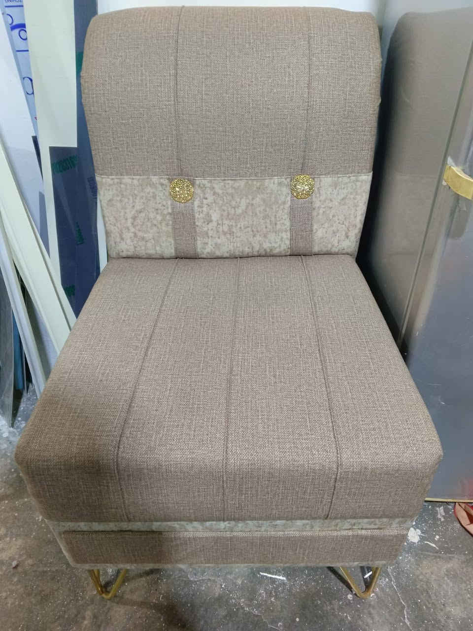 تخم 3 مقاعد للبيع
مولد مستخدم نضيف شغال للبيع
عنوان التأميم 8 شباط مقابل تانكي ام عمار


**إذا كنت صاحب هذا الإعلان وتريد حذفه لأي سبب، رجاءا أرسل رسالة إلى الدعم الفني**